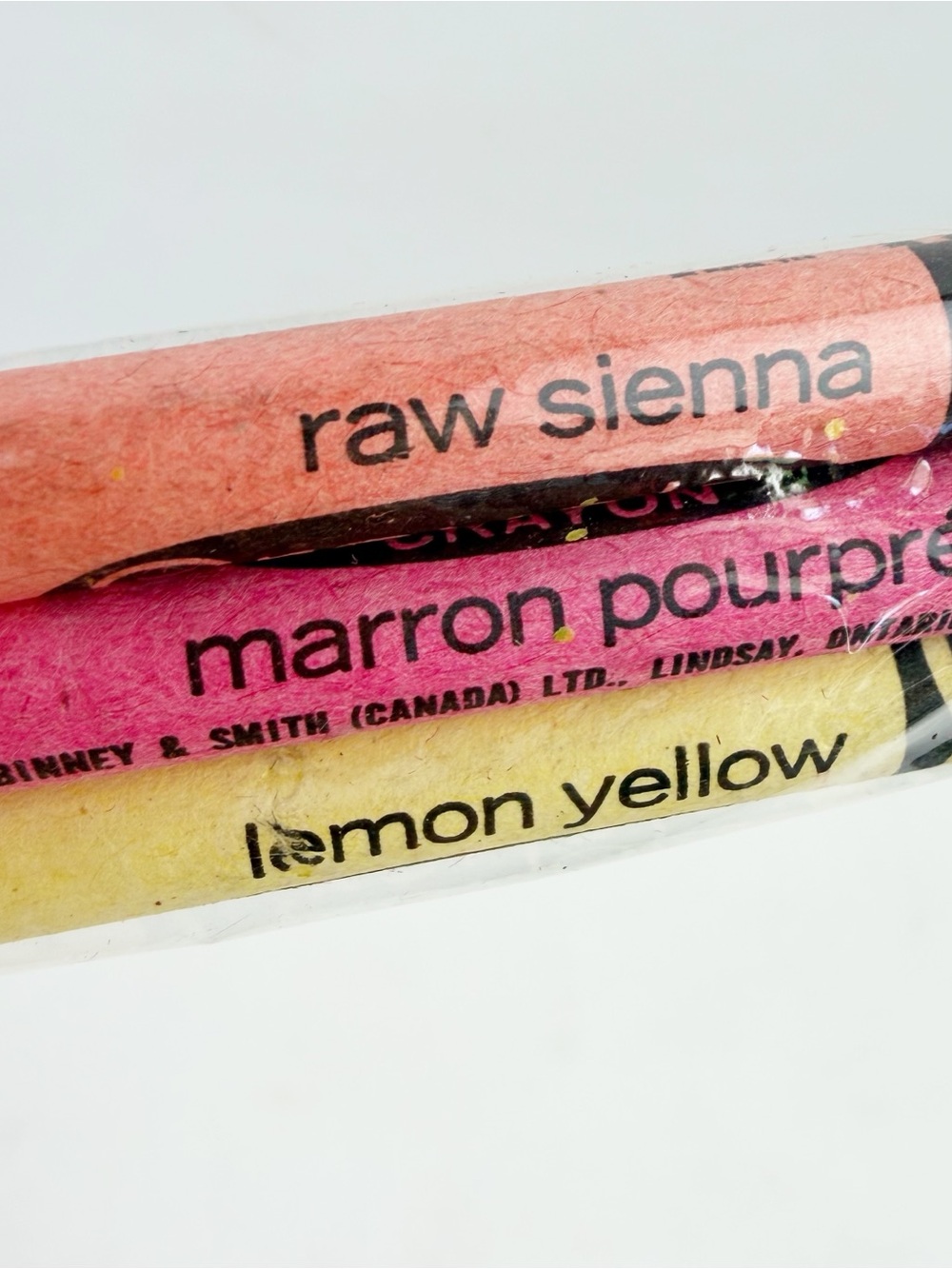 Vtg 90s Binney & Smith Crayola Crayon 3 Pack Raw Sienna Maroon Lemon Canada READ